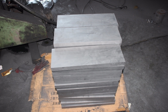 1.85 1,91 g/cm3 Dichte Industrielle Graphitform für EDM Dichteeffizienz