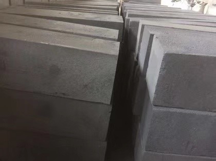 EDM Graphitblock 1,85 1,91 g/cm3 mit hoher Dichte, geringer Asche und Korngröße 8-10 Mikron
