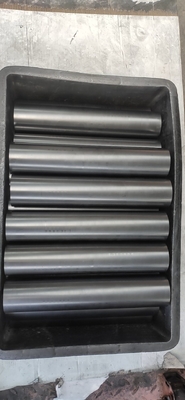 GR-150 Anpassung Niedrigdichte Graphit Anodenstange Extrudiertes Graphit