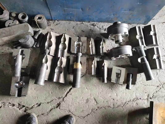 Anpassungsgröße Schraubenmutter M3 M4 M5 Männliche weibliche Mutter für Pneumatisches Metallschmiedwerkzeug