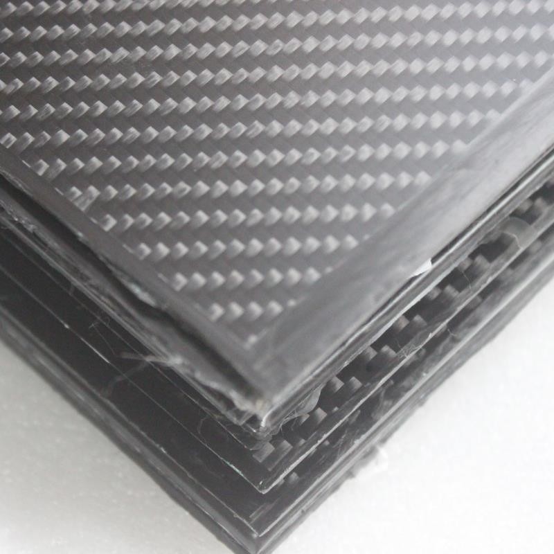 1mm 2mm 3mm bis 10mm Gewebte 3k-Kohlenstofffaser und Anpassung mit USD-Unterstützung