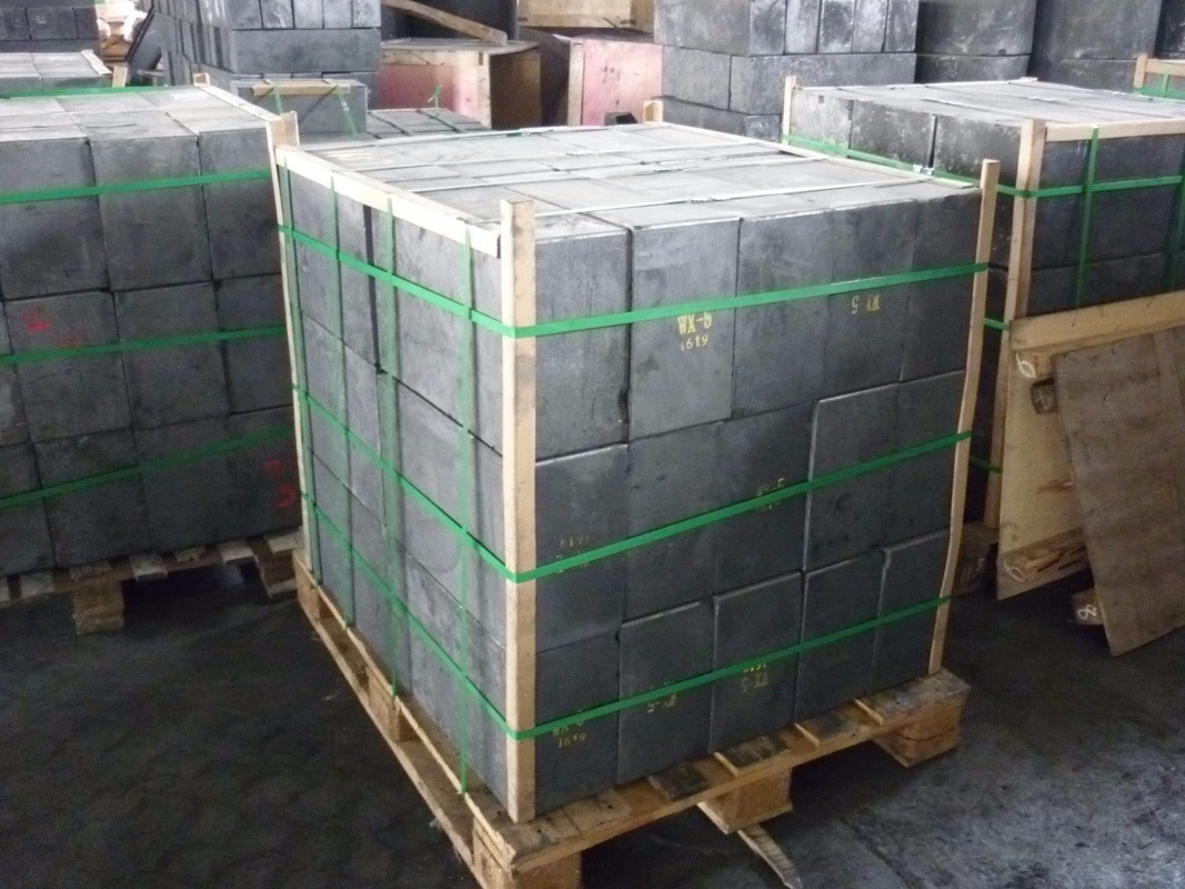 Formweg geformte Graphitflöcke Graphitblockgrößen 910*310*310mm Dichte 1,85g/cm3
